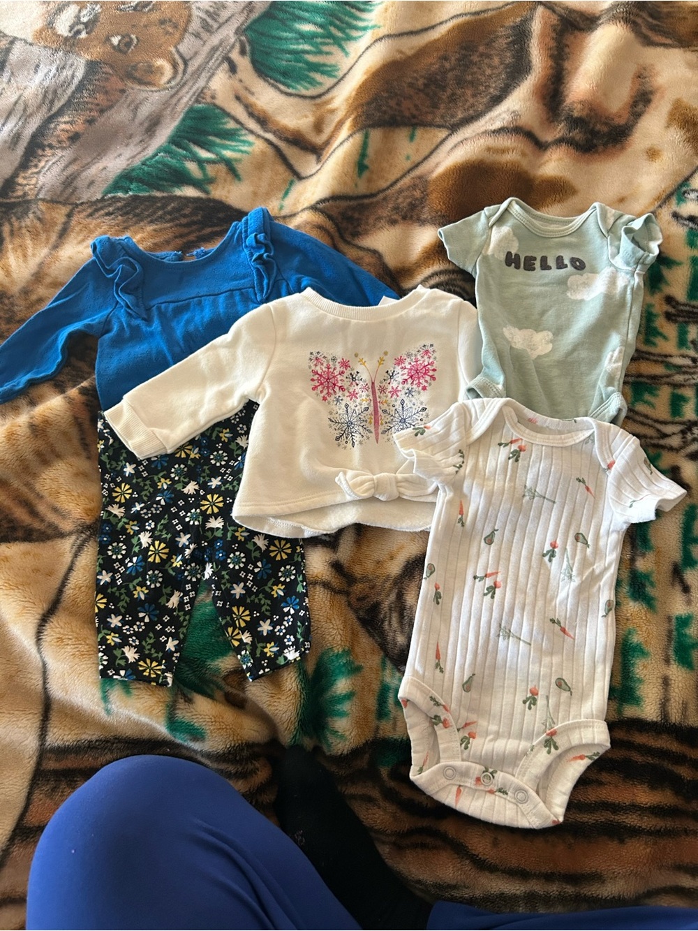 Bundle: includes a 2 piece set, a sweater and 2 onesies